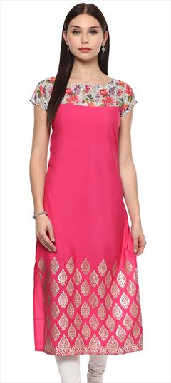 Party Wear Pink and Majenta color Kurti in Crepe Silk fabric with Short, Straight Digital Print, Floral work : 1708287