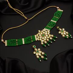 Green color Necklace in Metal Alloy studded with CZ Diamond, Pearl & Gold Rodium Polish : 1709750