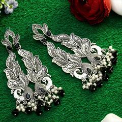 Black and Grey, White and Off White color Earrings in Metal Alloy studded with Kundan & Silver Rodium Polish : 1709841