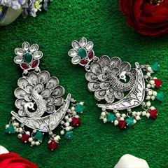 Multicolor color Earrings in Metal Alloy studded with Kundan & Silver Rodium Polish : 1709846