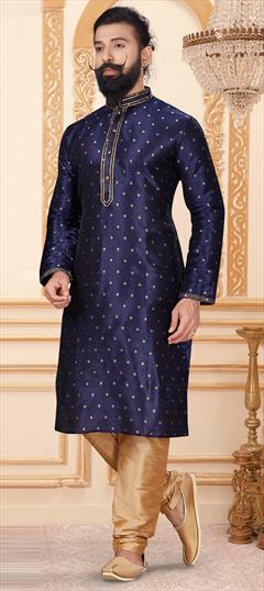 Blue color Kurta Pyjamas in Jacquard fabric with Thread work : 1710304