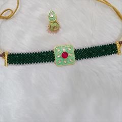 Green color Necklace in Copper studded with Kundan & Gold Rodium Polish : 1711787