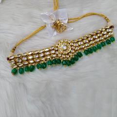 Green color Necklace in Copper studded with Kundan & Gold Rodium Polish : 1711858