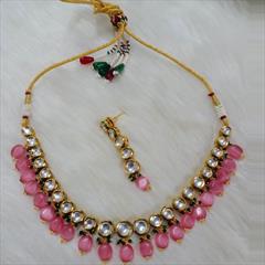 Pink and Majenta color Necklace in Copper studded with Kundan & Gold Rodium Polish : 1711874