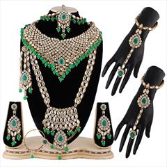 Green color Bridal Jewelry in Metal Alloy studded with Austrian diamond, Kundan & Gold Rodium Polish : 1713105