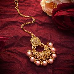 Pink and Majenta color Mang Tikka in Metal Alloy studded with CZ Diamond, Pearl & Gold Rodium Polish : 1718457
