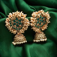 Beige and Brown color Earrings in Metal Alloy studded with Kundan & Gold Rodium Polish : 1720866