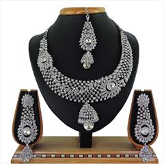 White and Off White color Necklace in Metal Alloy studded with CZ Diamond & Silver Rodium Polish : 1723059