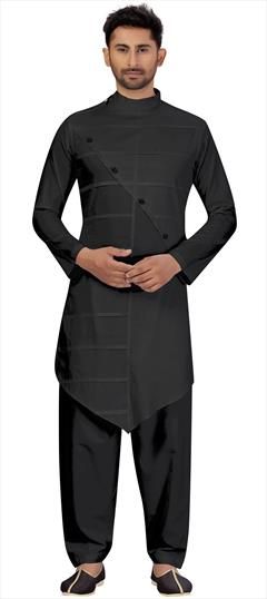 Black and Grey color Pathani Suit in Cotton fabric with Thread work : 1724302