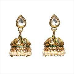 Gold color Earrings in Metal Alloy studded with Kundan, Pearl & Gold Rodium Polish : 1728027