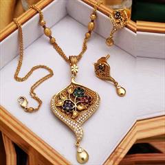 Multicolor color Pendant in Metal Alloy studded with Artificial & Enamel : 1728920