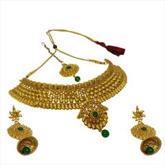 Green color Necklace in Metal Alloy studded with Austrian diamond, Kundan & Gold Rodium Polish : 1730165