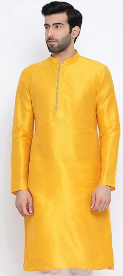 Yellow color Kurta in Dupion Silk fabric with Thread work : 1736215