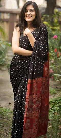 Casual, Traditional Black and Grey color Saree in Satin Silk, Silk fabric with South Digital Print work : 1737165