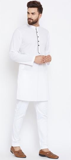 White and Off White color Kurta Pyjamas in Cotton fabric with Thread work : 1737212