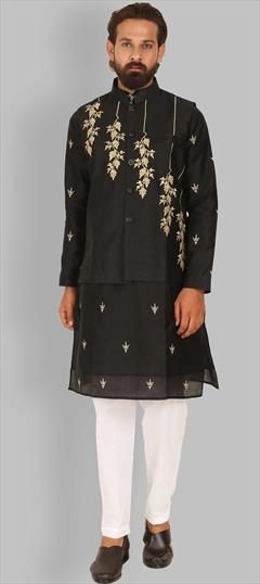 Black and Grey color Kurta Pyjama with Jacket in Raw Silk fabric with Embroidered, Thread work : 1737914