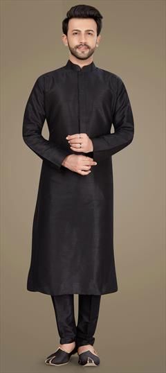 Black and Grey color Kurta Pyjamas in Art Silk fabric with Thread work : 1739548