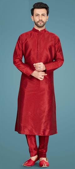 Red and Maroon color Kurta Pyjamas in Art Silk fabric with Thread work : 1739550