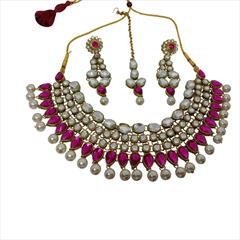 Pink and Majenta color Necklace in Metal Alloy studded with Austrian diamond, Kundan & Gold Rodium Polish : 1740800