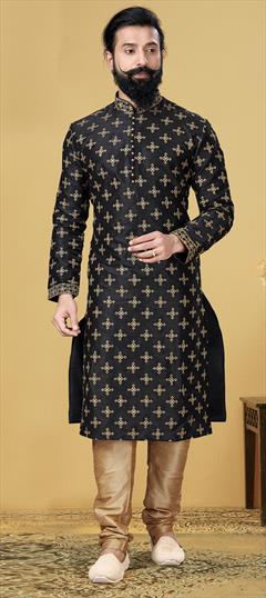 Black and Grey color Kurta Pyjamas in Dupion Silk fabric with Embroidered, Thread work : 1743386