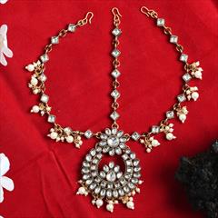 White and Off White color Mang Tikka in Copper studded with Kundan & Gold Rodium Polish : 1745007