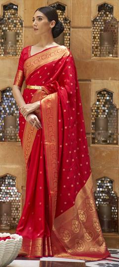 Party Wear, Traditional Red and Maroon color Saree in Kanchipuram Silk, Silk fabric with South Weaving work : 1746561