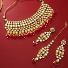 Red and Maroon color Necklace in Metal Alloy studded with Kundan & Gold Rodium Polish : 1746573