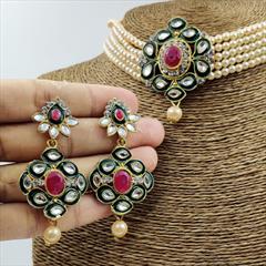 Green, Pink and Majenta color Necklace in Metal Alloy studded with CZ Diamond, Pearl & Gold Rodium Polish : 1747874