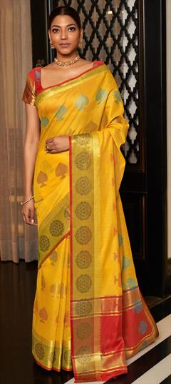Traditional Yellow color Saree in Handloom fabric with Bengali Weaving work : 1748515