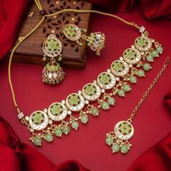 Green color Necklace in Metal Alloy studded with Kundan & Gold Rodium Polish : 1750121