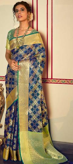 Traditional Blue color Saree in Patola Silk, Silk fabric with South Weaving work : 1753737