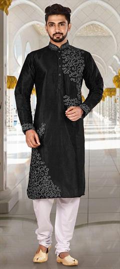 Black and Grey color Kurta Pyjamas in Dupion Silk fabric with Aari, Embroidered work : 1754189