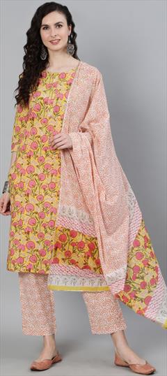 Party Wear Yellow color Salwar Kameez in Cotton fabric with Straight Printed work : 1754526
