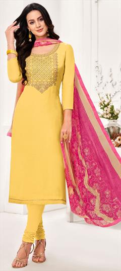 Casual Yellow color Salwar Kameez in Cotton fabric with Churidar, Straight Embroidered, Thread work : 1756284