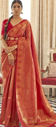 Traditional Red and Maroon color Saree in Handloom fabric with Bengali, South Weaving work : 1758664