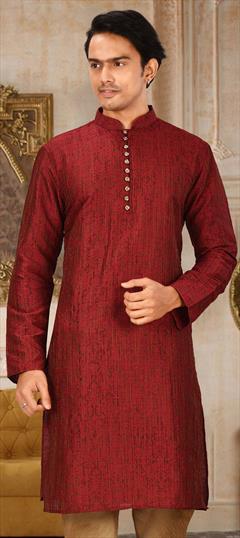Red and Maroon color Kurta in Jamawar fabric with Thread work : 1760262