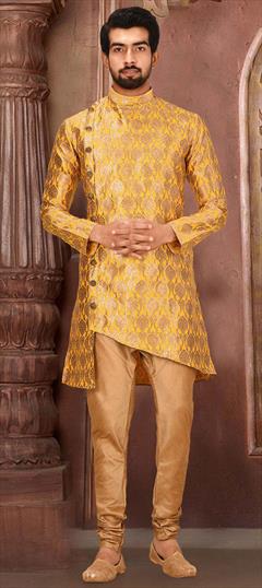 Yellow color Kurta Pyjamas in Jacquard fabric with Weaving work : 1760350