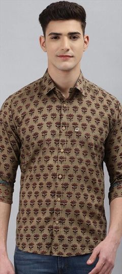 Beige and Brown color Shirt in Cotton fabric with Curved Printed work : 1761658