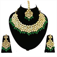 Green color Necklace in Metal Alloy studded with Kundan & Gold Rodium Polish : 1763302