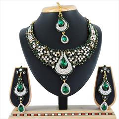 Green color Necklace in Metal Alloy studded with CZ Diamond & Gold Rodium Polish : 1764166