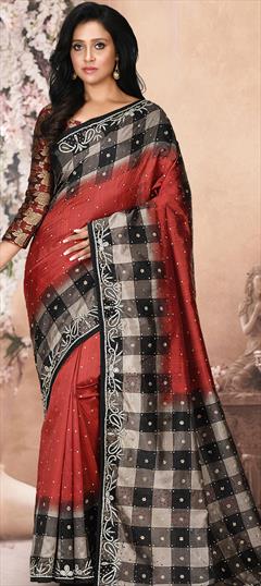 Traditional, Wedding Red and Maroon color Saree in Kanchipuram Silk, Silk fabric with South Stone work : 1766598