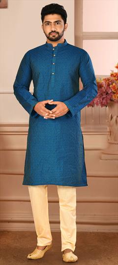 Blue color Kurta Pyjamas in Blended Cotton fabric with Printed work : 1766965