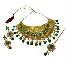 Green color Necklace in Metal Alloy studded with Austrian diamond, Kundan & Gold Rodium Polish : 1768176