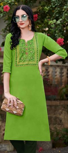 Casual Green color Kurti in Cotton fabric with Long Sleeve, Straight Embroidered, Thread work : 1768571