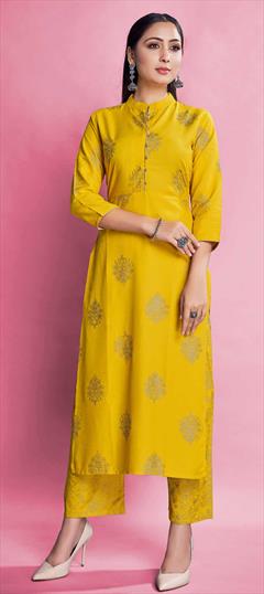 Casual, Party Wear Yellow color Tunic with Bottom in Rayon fabric with Foil Print work : 1770178