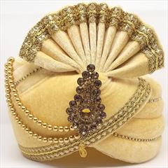 Beige and Brown color Turban in Velvet fabric with Broches, Lace, Thread work : 1775498