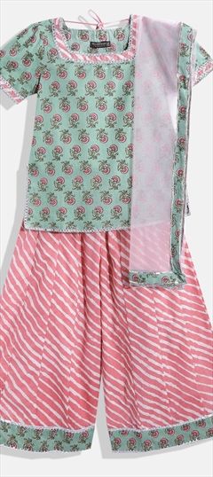 Green color Kids Salwar in Cotton fabric with Floral, Gota Patti, Printed work : 1778588