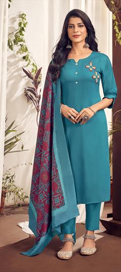 Casual Blue color Salwar Kameez in Cotton fabric with Straight Embroidered, Resham, Thread work : 1780476