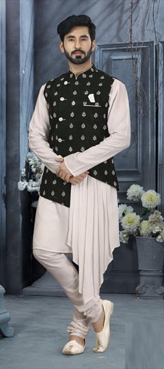 White and Off White color Kurta Pyjama with Jacket in Dupion Silk fabric with Thread work : 1781559