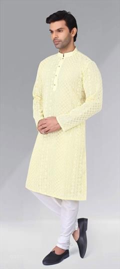 Yellow color Kurta Pyjamas in Cotton fabric with Embroidered, Resham, Thread work : 1782053